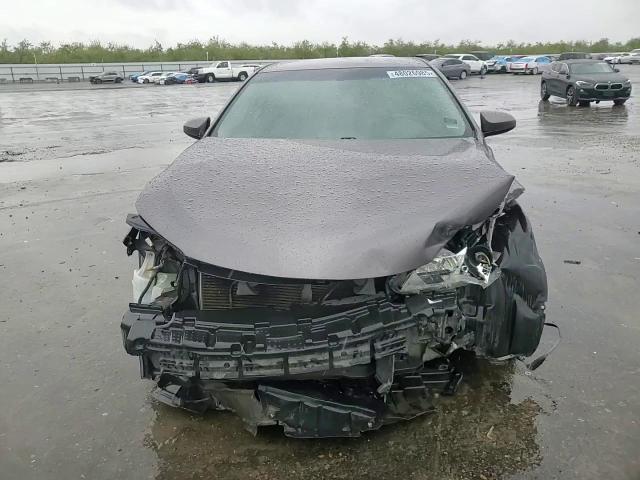 2015 Toyota Camry - Image 10