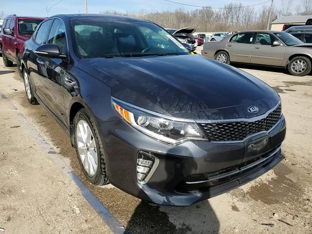 2018 Kia Optima - Image 14