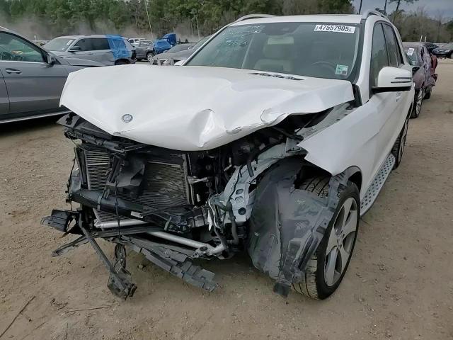 2016 Mercedes-Benz GLE - Image 12