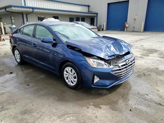 2019 Hyundai Elantra - Image 13