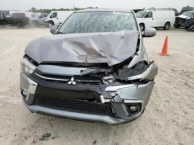 2018 Mitsubishi Outlander - Image 11