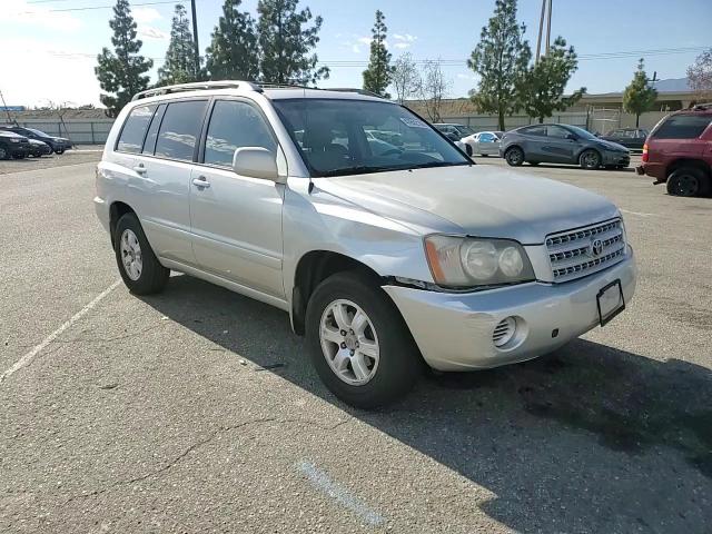 2002 Toyota Highlander - Image 12