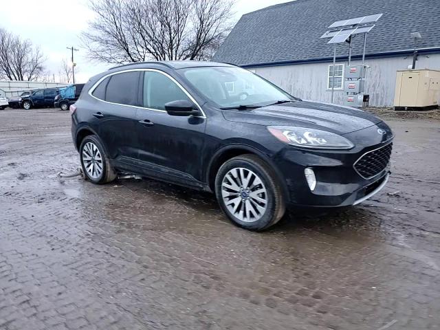 2022 Ford Escape - Image 12