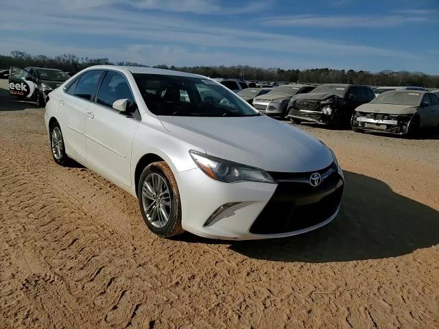 2016 Toyota Camry - Image 13