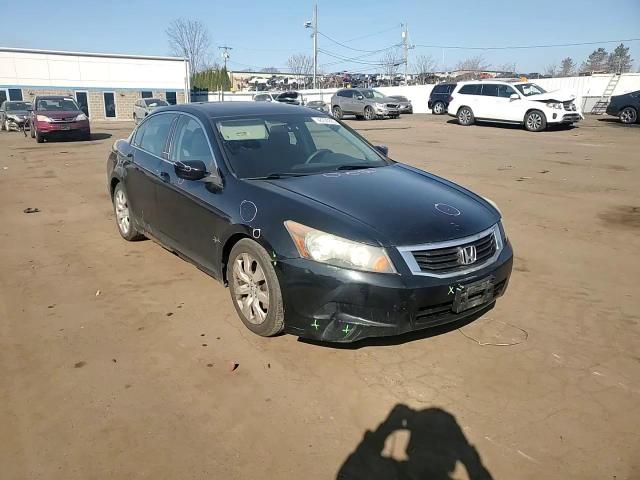 2009 Honda Accord - Image 11