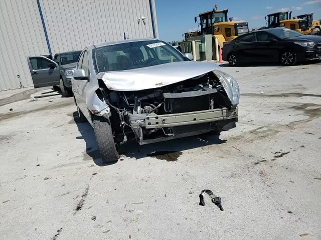 2012 Nissan Versa - Image 11