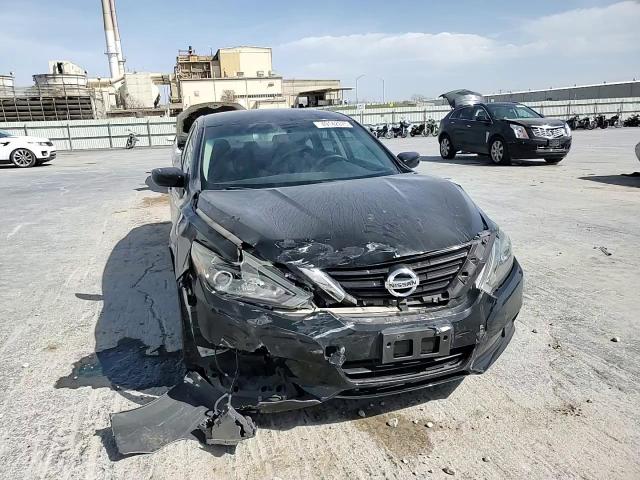 2016 Nissan Altima - Image 10