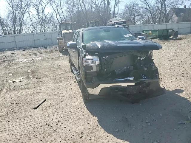 2023 Chevrolet Silverado - Image 13