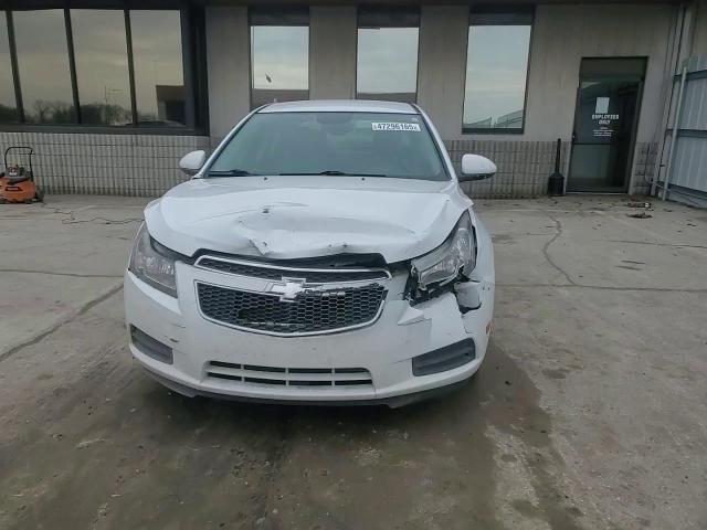 2014 Chevrolet Cruze - Image 10