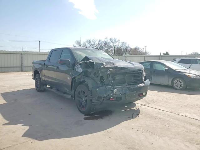 2022 Chevrolet Silverado - Image 11