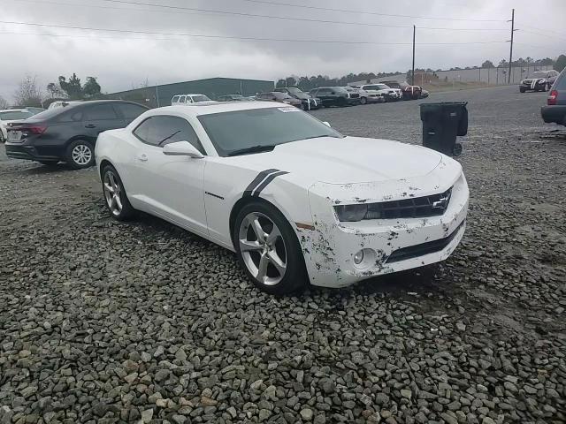2013 Chevrolet Camaro - Image 13