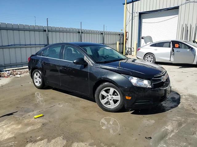 2014 Chevrolet Cruze - Image 13