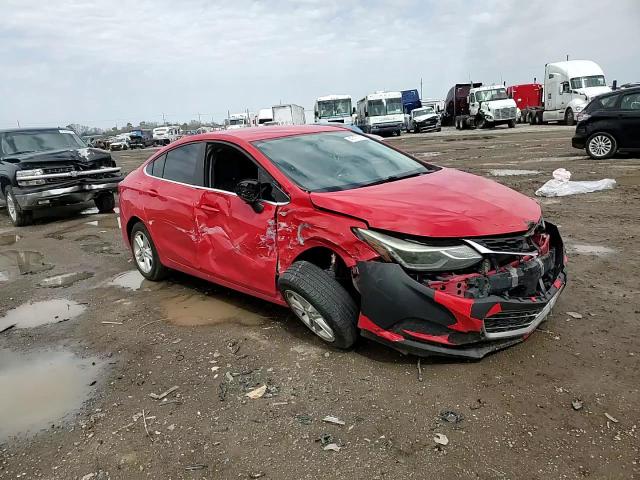 2017 Chevrolet Cruze - Image 11