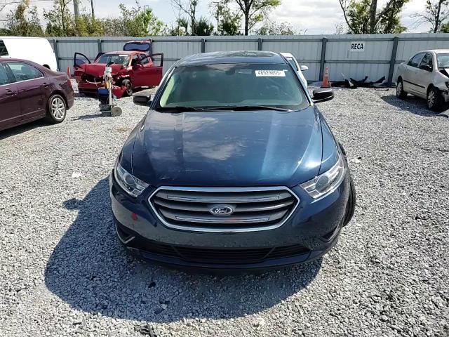 2016 Ford Taurus - Image 10