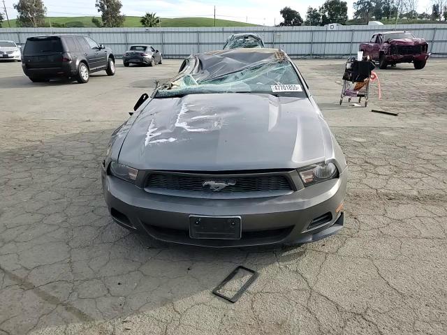 2011 Ford Mustang - Image 10
