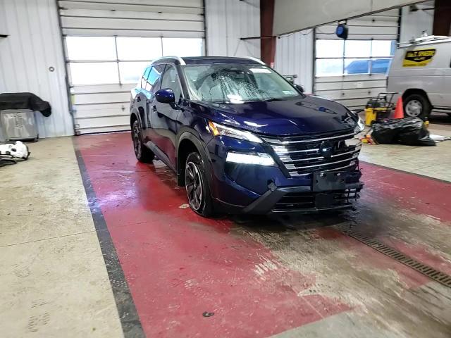 2024 Nissan Rogue - Image 14