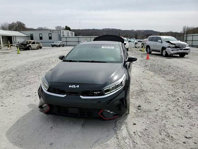 2022 Kia Forte - Image 11