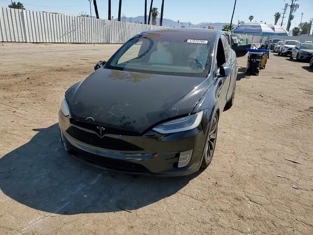 2017 Tesla Model X VIN: 5YJXCBE26HF044027 Lot: 47975195
