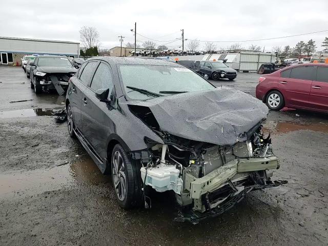 2018 Toyota Corolla - Image 11