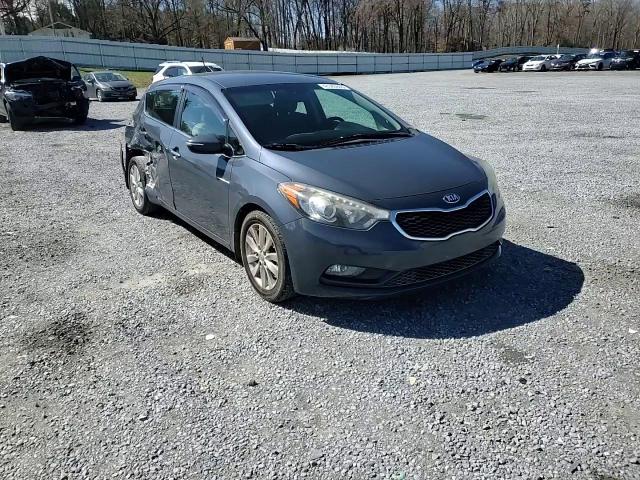 2015 Kia Forte - Image 11