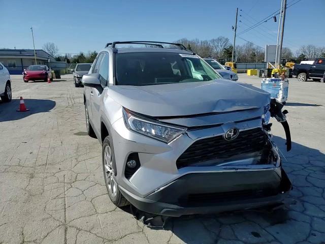 2021 Toyota RAV 4 - Image 12