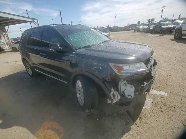 2017 Ford Explorer - Image 11