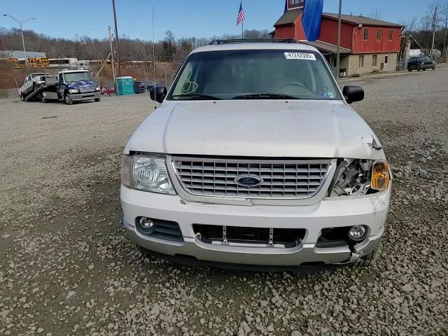 2002 Ford Explorer - Image 11