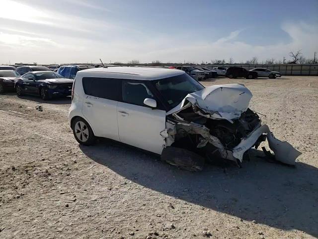 2016 Kia Soul - Image 11