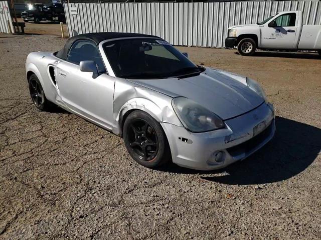 2003 Toyota MR2 - Image 10