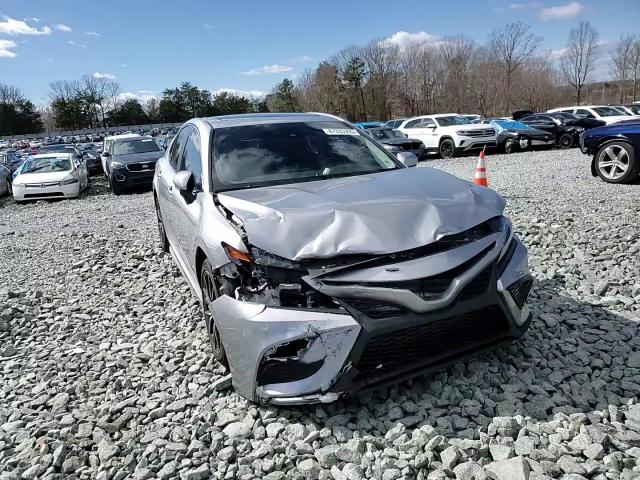 2022 Toyota Camry - Image 10
