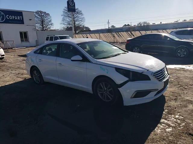 2016 Hyundai Sonata - Image 10