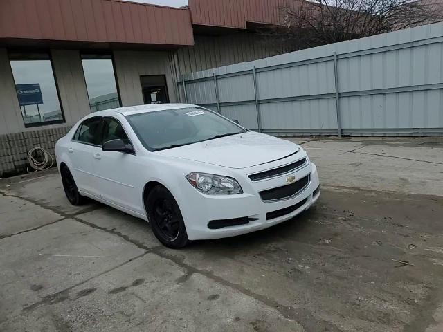 2012 Chevrolet Malibu - Image 10
