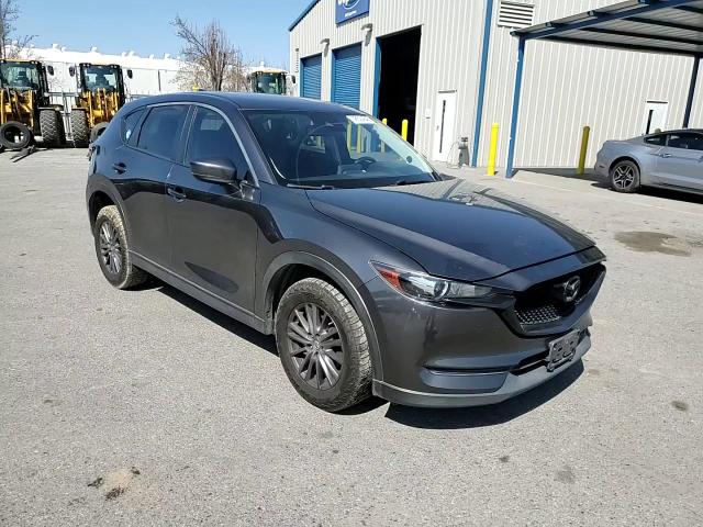 2017 Mazda CX-5 - Image 12