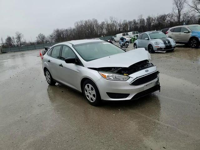 2015 Ford Focus - Image 11