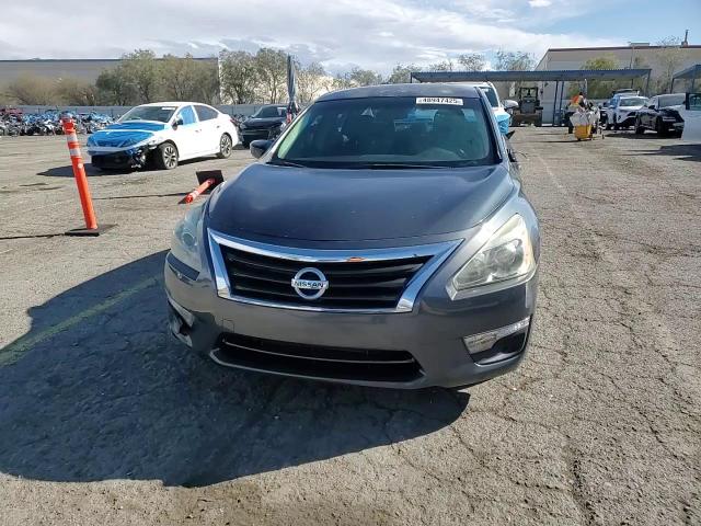 2013 Nissan Altima - Image 13
