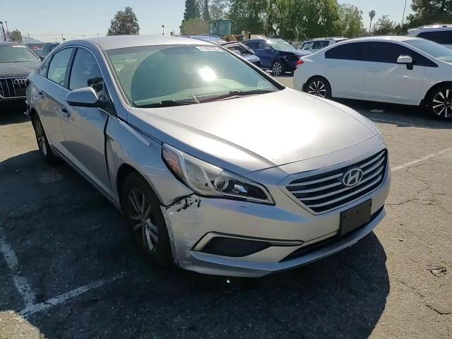 2017 Hyundai Sonata - Image 10