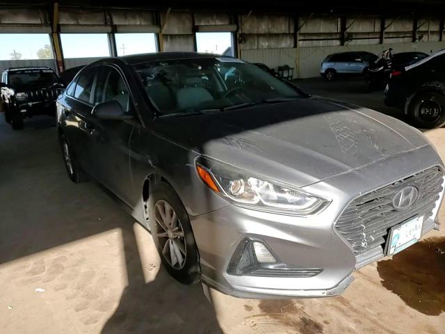 2019 Hyundai Sonata - Image 11