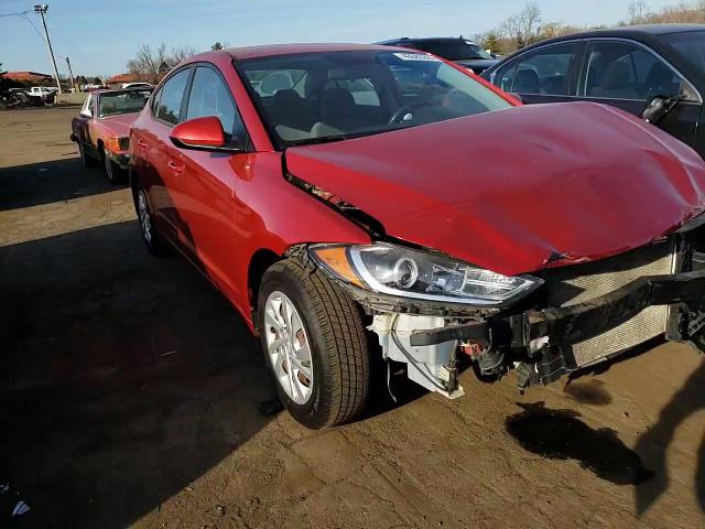 2017 Hyundai Elantra - Image 10