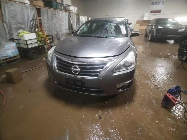2014 Nissan Altima - Image 13