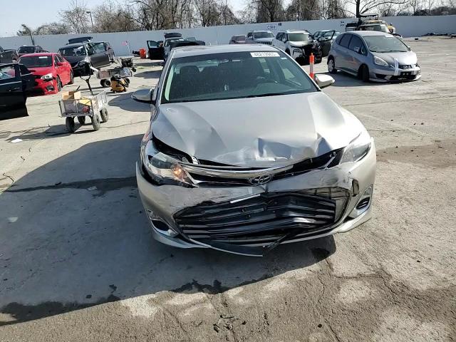 2013 Toyota Avalon - Image 10