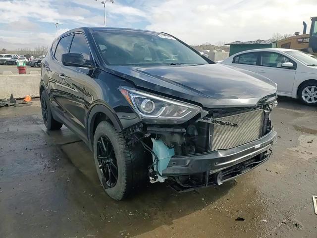 2017 Hyundai Santa Fe - Image 15
