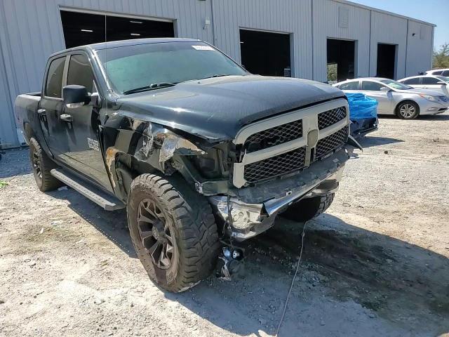 2016 RAM 1500 - Image 10