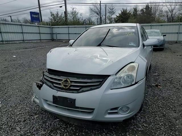 2011 Nissan Altima - Image 11