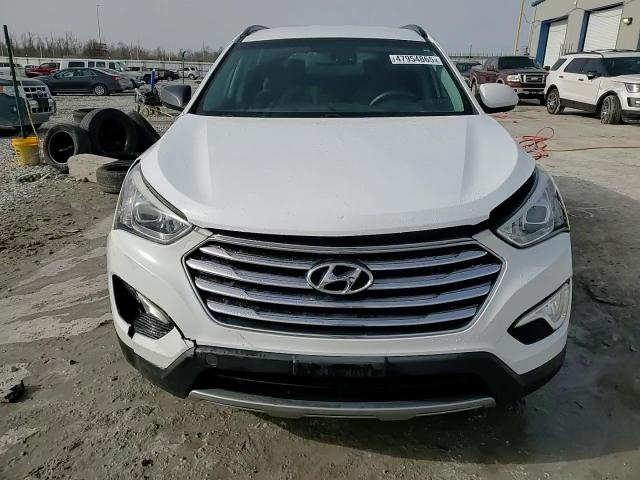 2015 Hyundai Santa Fe - Image 13