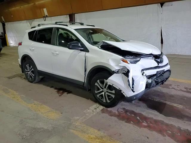 2018 Toyota RAV 4 - Image 14