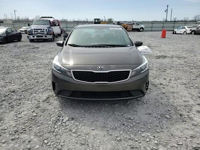 2017 Kia Forte - Image 11
