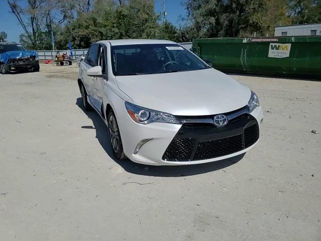 2016 Toyota Camry - Image 13