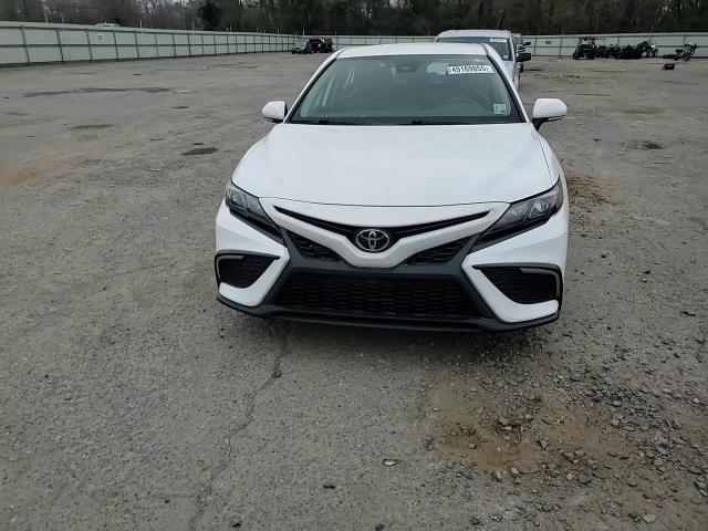 2022 Toyota Camry - Image 10