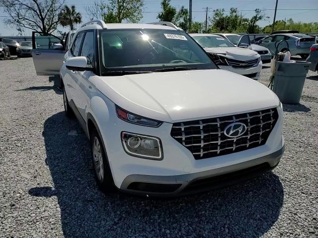 2020 Hyundai Venue - Image 11