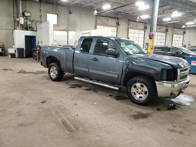 2013 Chevrolet Silverado - Image 11